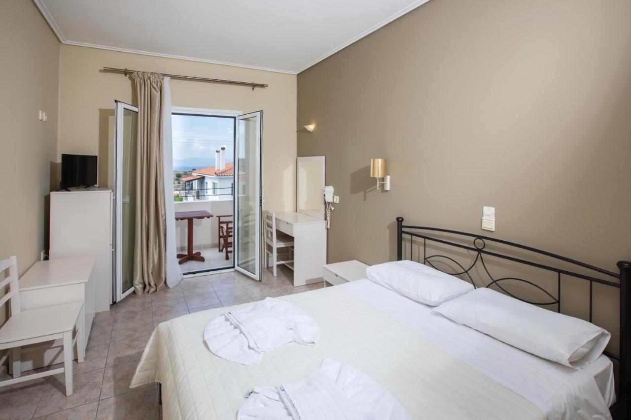 Hotel Venetia Perdika  Eksteriør bilde